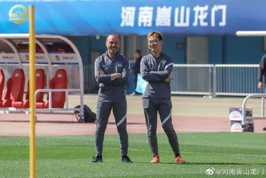 佩尼亚做出关键扑救。
